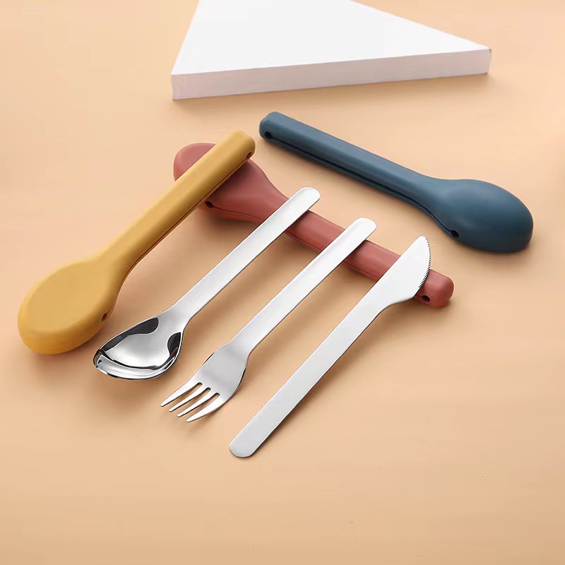 3-Piece Portable Flatware Pock - Outdoor Camping Essentials recensione e prezzo